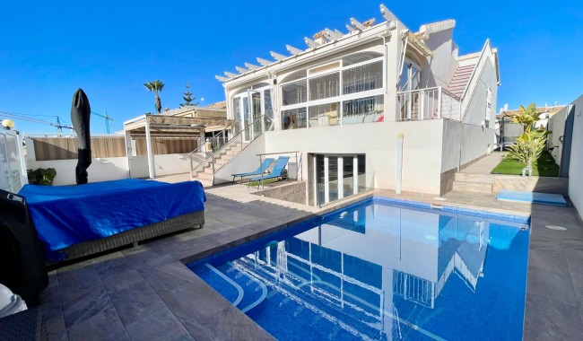 Villa - Brukt - Orihuela Costa - Los Altos