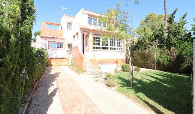 Villa - Brukt - Orihuela Costa - Villamartín