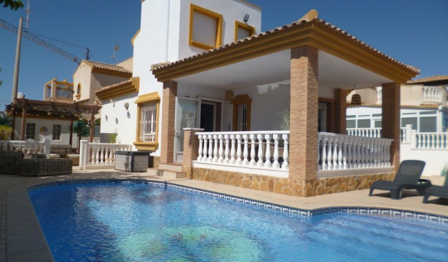 Villa - Brukt - Pilar de La Horadada - Pilar de la Horadada Centro