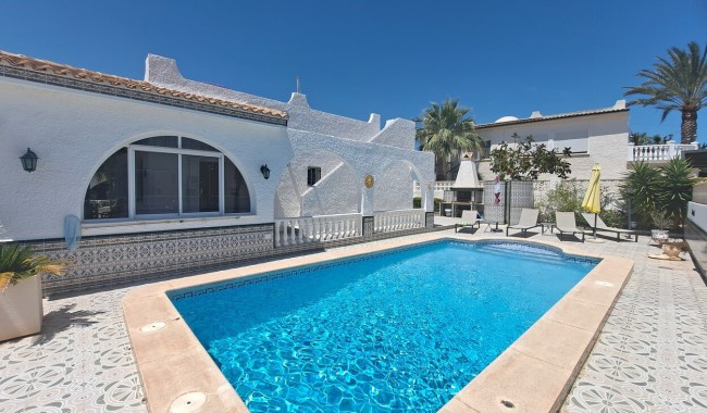 Villa - Brukt - San Miguel de Salinas - Blue Lagoon