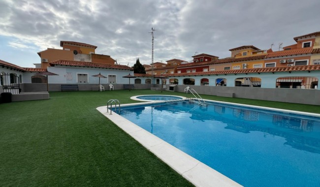Villa - Brukt - Torrevieja - Centro