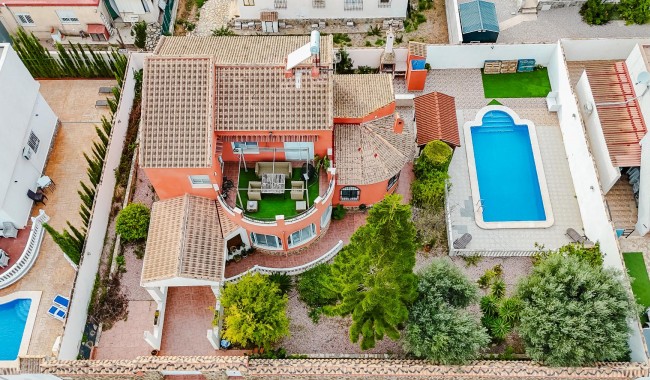 Villa - Brukt - Torrevieja - Torreta florida