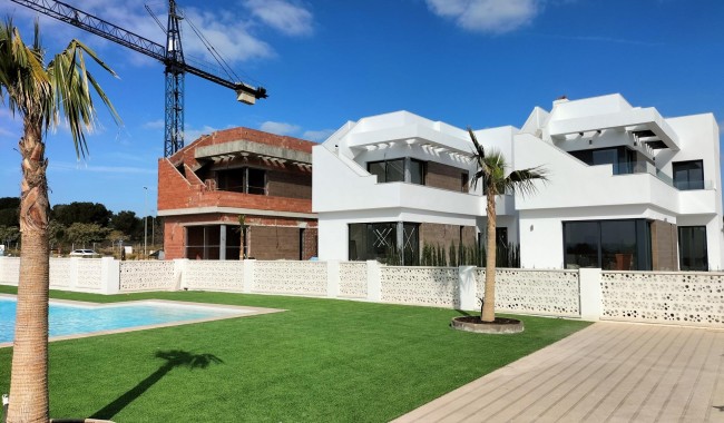 Villa - Nueva construcción  - Pilar de La Horadada - RS-9053