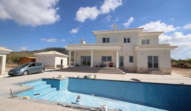 Villa - Nueva construcción  - Pinoso - Camino Del Prado