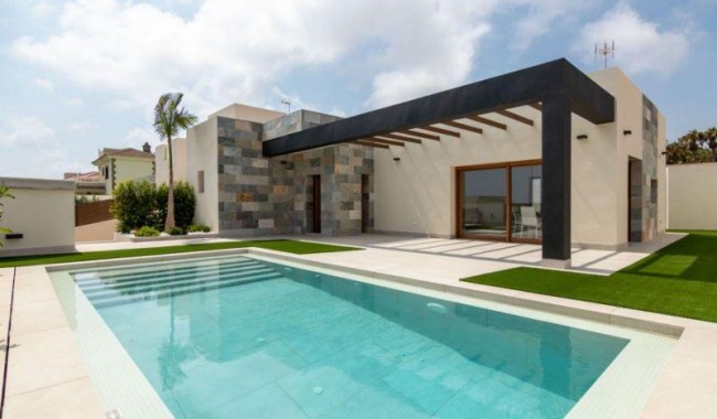 Villa - Nueva construcción  - Torrevieja - Los Altos