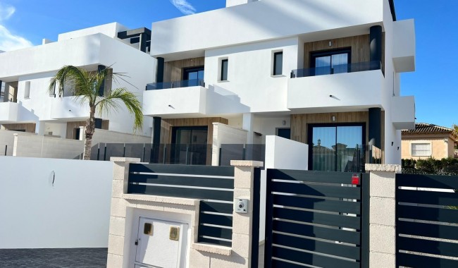 Villa - Nybyggnation - Benferri - Benfis Park