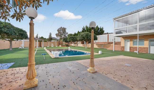Villa - Resale - Alicante - Rebolledo