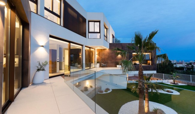 Villa - Resale - Benidorm - Benidorm Centro