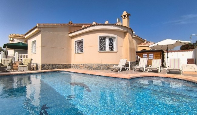 Villa - Resale - Ciudad Quesada/Rojales - CC-FR09