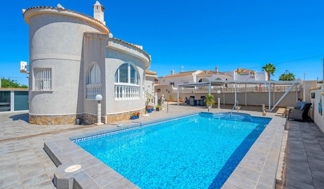 Villa - Resale - Ciudad Quesada/Rojales - Central Quesada