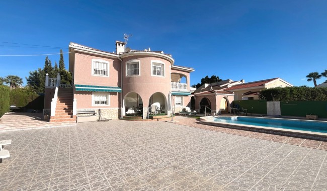 Villa - Resale - Ciudad Quesada/Rojales - Central Quesada
