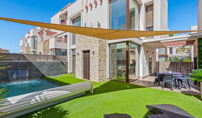 Villa - Resale - Ciudad Quesada/Rojales - LE-3495