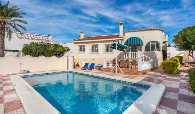 Villa - Resale - Ciudad Quesada/Rojales - LE-3972