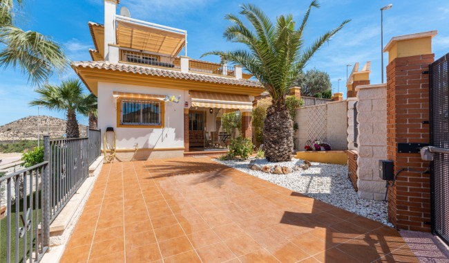 Villa - Resale - Ciudad Quesada/Rojales - LE-4598