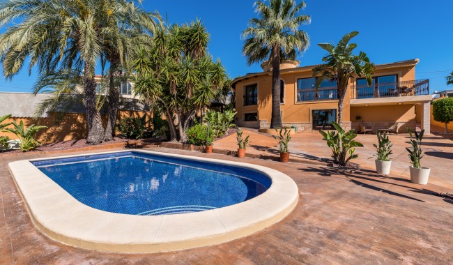 Villa - Resale - Ciudad Quesada/Rojales - LE-8584