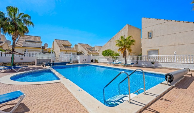 Villa - Resale - Ciudad Quesada/Rojales - LF-1600