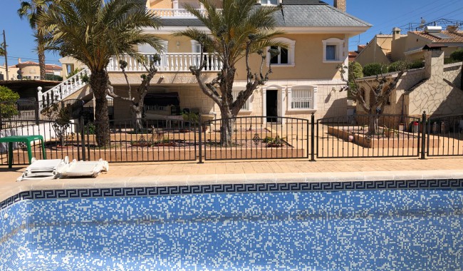 Villa - Resale - Ciudad Quesada/Rojales - MR-1220