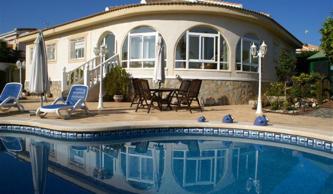 Villa - Resale - Ciudad Quesada/Rojales - MR-3161