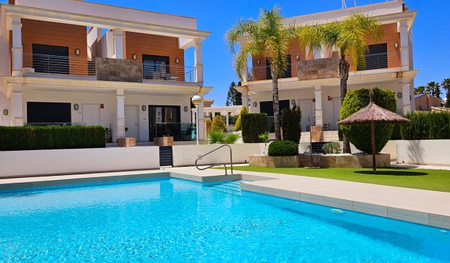 Villa - Resale - Ciudad Quesada/Rojales - MR-6471