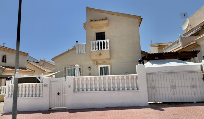 Villa - Resale - Ciudad Quesada/Rojales - MR-7365