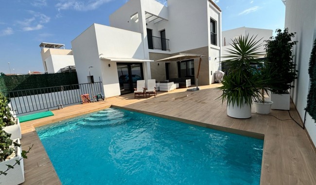 Villa - Resale - Ciudad Quesada/Rojales - PS-7560