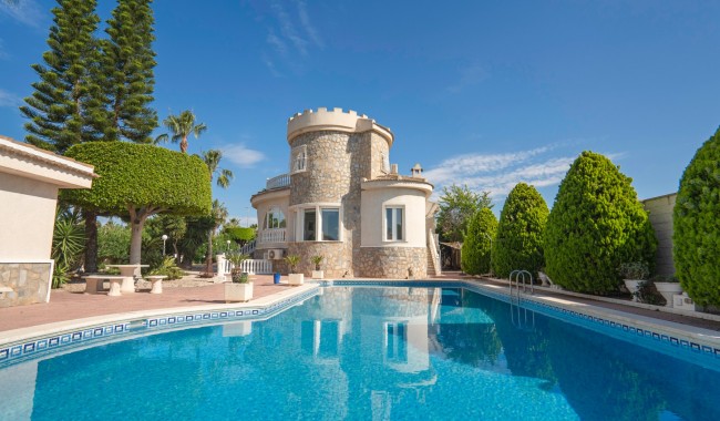 Villa - Resale - Ciudad Quesada/Rojales - RPP-6536
