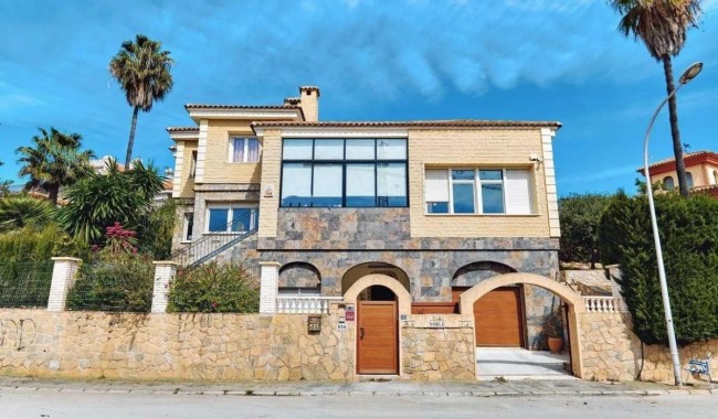 Villa - Resale - Orihuela - Campoamor