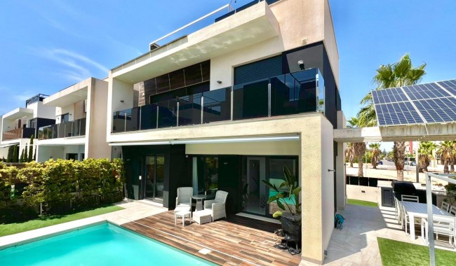 Villa - Resale - Orihuela Costa - Cabo Roig