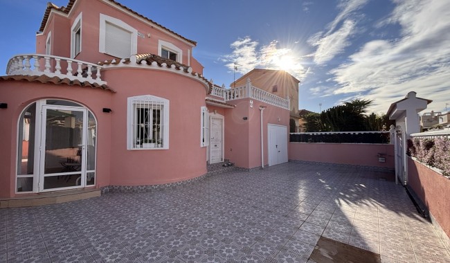 Villa - Resale - Orihuela Costa - Playa Flamenca