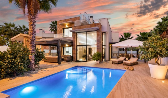Villa - Resale - Orihuela Costa - SPN-8791