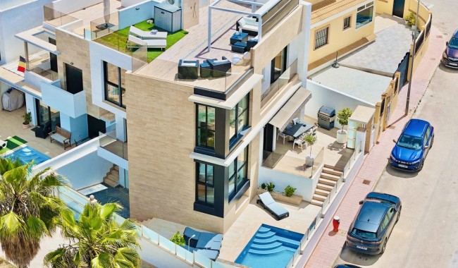 Villa - Resale - Orihuela Costa - Villamartín