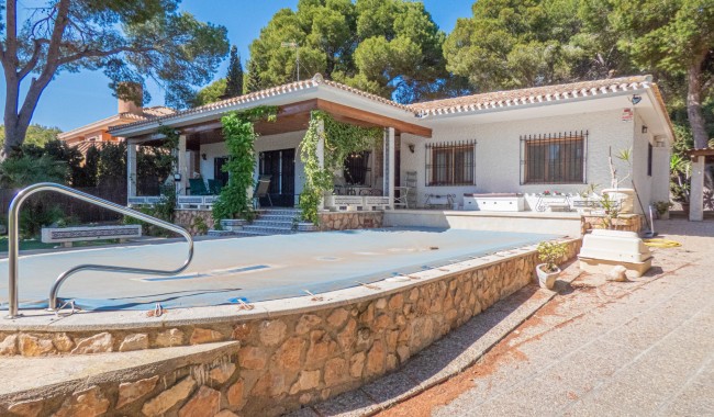 Villa - Resale - Orihuela Costa - WE-8724