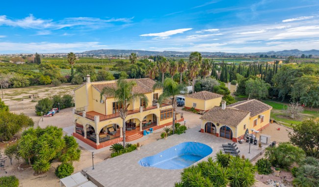 Villa - Resale - Orihuela - MR-1779