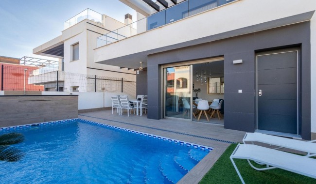Villa - Resale - Orihuela - Orihuela costa