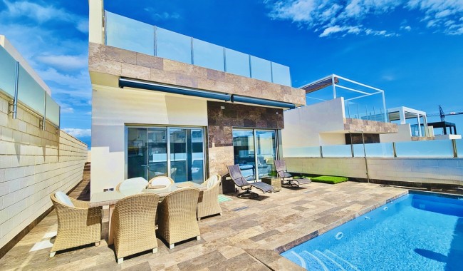 Villa - Resale - Orihuela - Villamartín