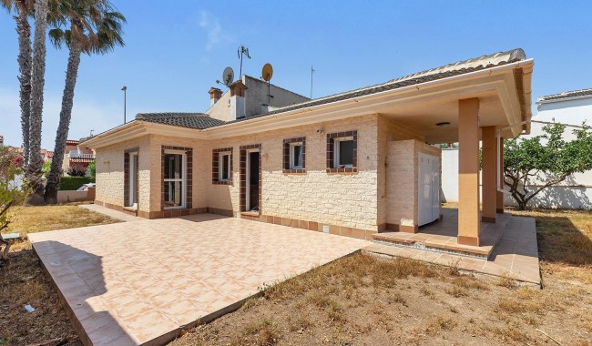 Villa - Resale - Pilar de La Horadada - La Torre de la Horadada
