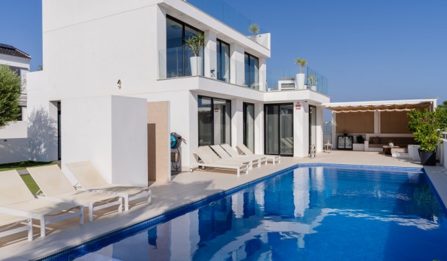 Villa - Resale - San Fulgencio - CB-7179