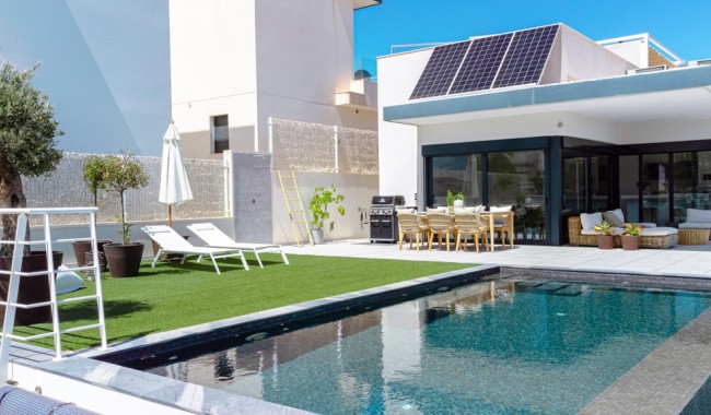 Villa - Resale - San Miguel de Salinas - San Miguel de Salinas Centro