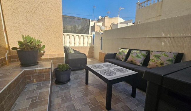 Villa - Resale - Torrevieja - Centro