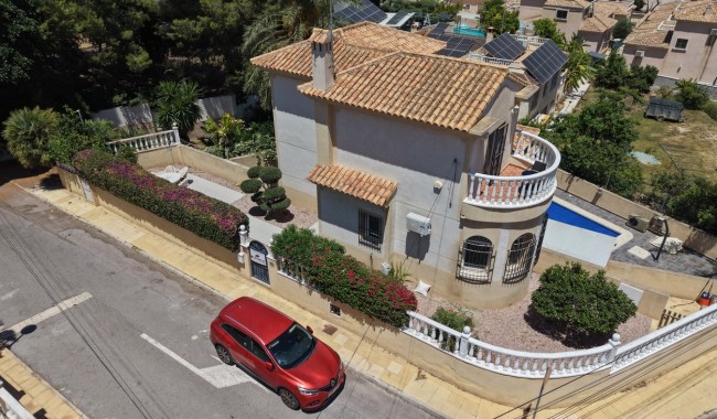 Villa - Resale - Villamartín - CBH-4251
