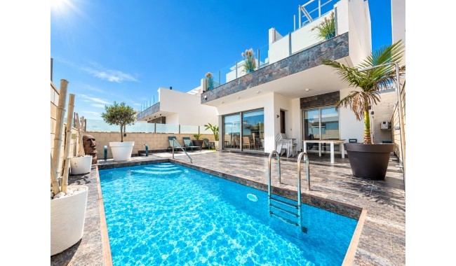 Villa - Resale - Villamartín - Villamartín