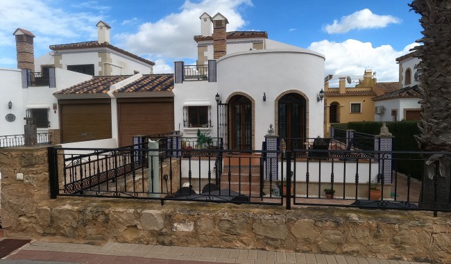 Villa - Segunda mano - Algorfa - La Finca golf