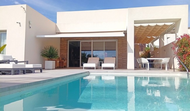 Villa - Segunda mano - Algorfa - La Finca golf