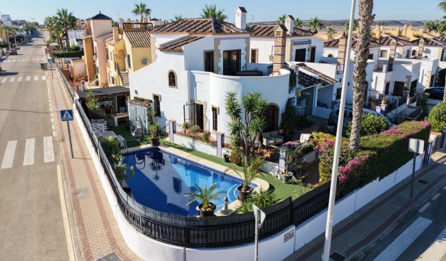 Villa - Segunda mano - Algorfa - La Finca golf