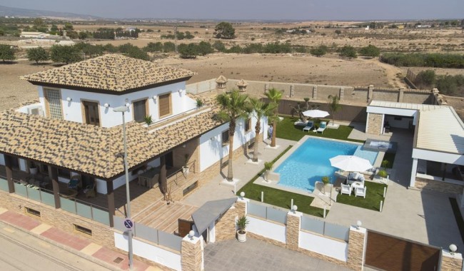 Villa - Segunda mano - Avileses - Avileses