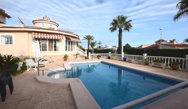 Villa - Segunda mano - Ciudad Quesada/Rojales - Central Quesada