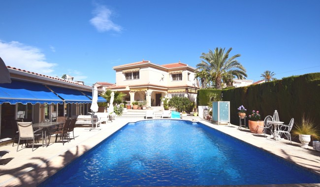 Villa - Segunda mano - Ciudad Quesada/Rojales - Central Quesada