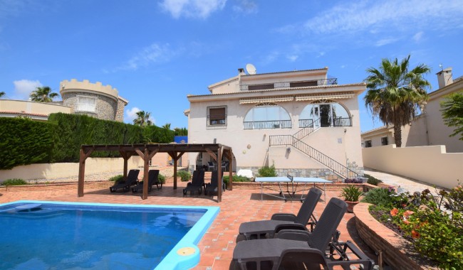 Villa - Segunda mano - Ciudad Quesada/Rojales - VA-6945