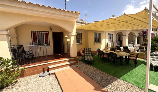 Villa - Segunda mano - Guardamar - Lomas de Polo-Pinomar