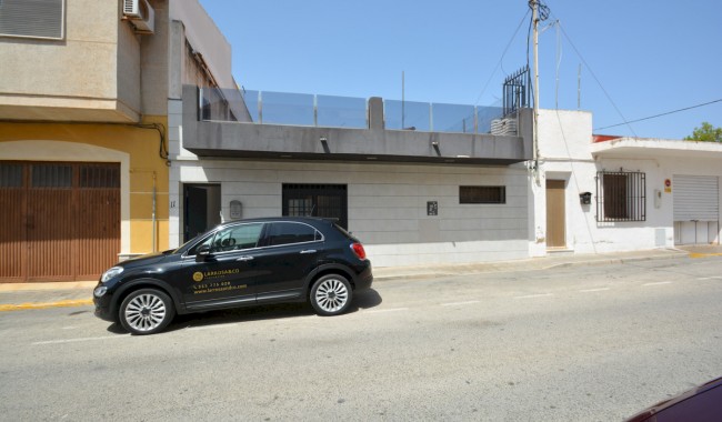 Villa - Segunda mano - Los Montesinos - Los Montesinos Centro
